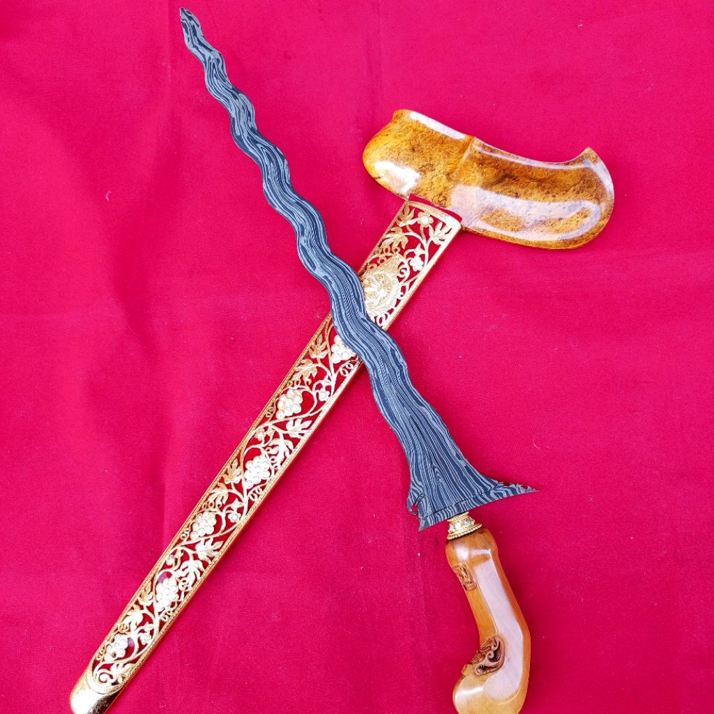 Koleksi Dapur Bimo Kurdo Luk 15 Pamor Junjung Derajat