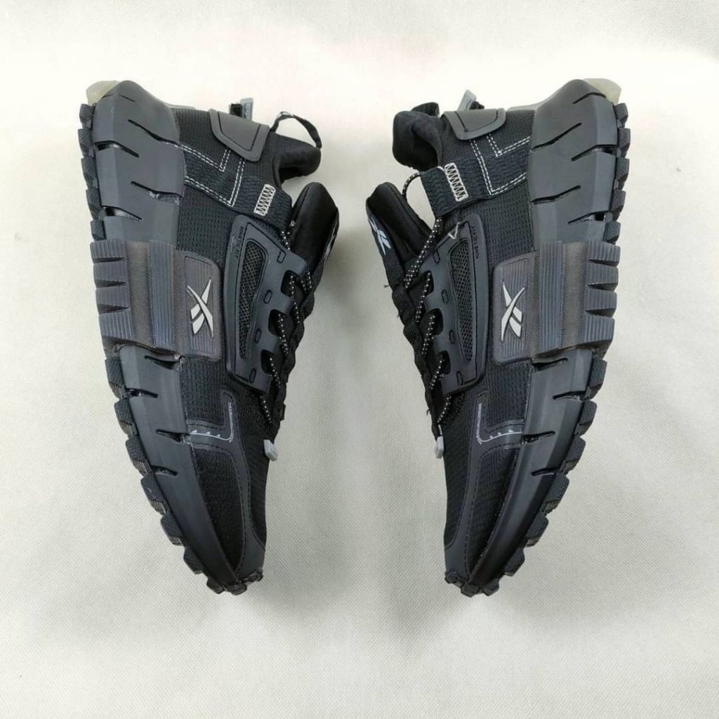 REEBOK Zig Kinetica Black