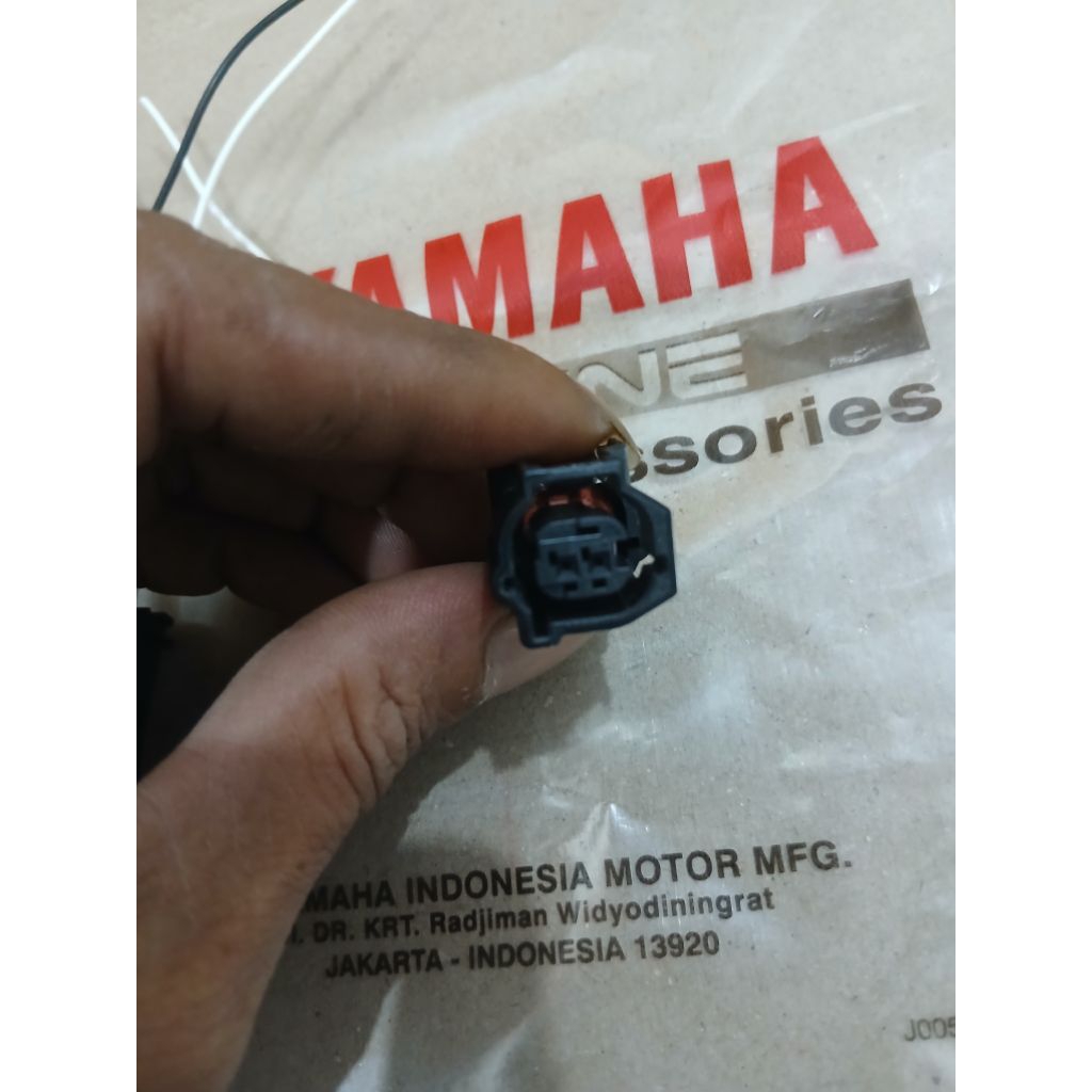 Soket lampu belakang male fimale n max aerox asli