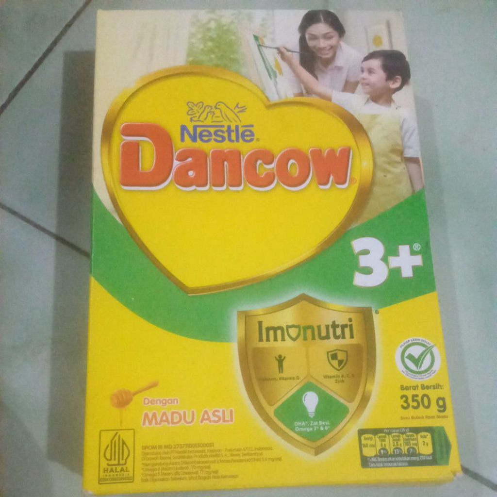 

Nestle Dancow 3+ usia 3tahun keatas Madu