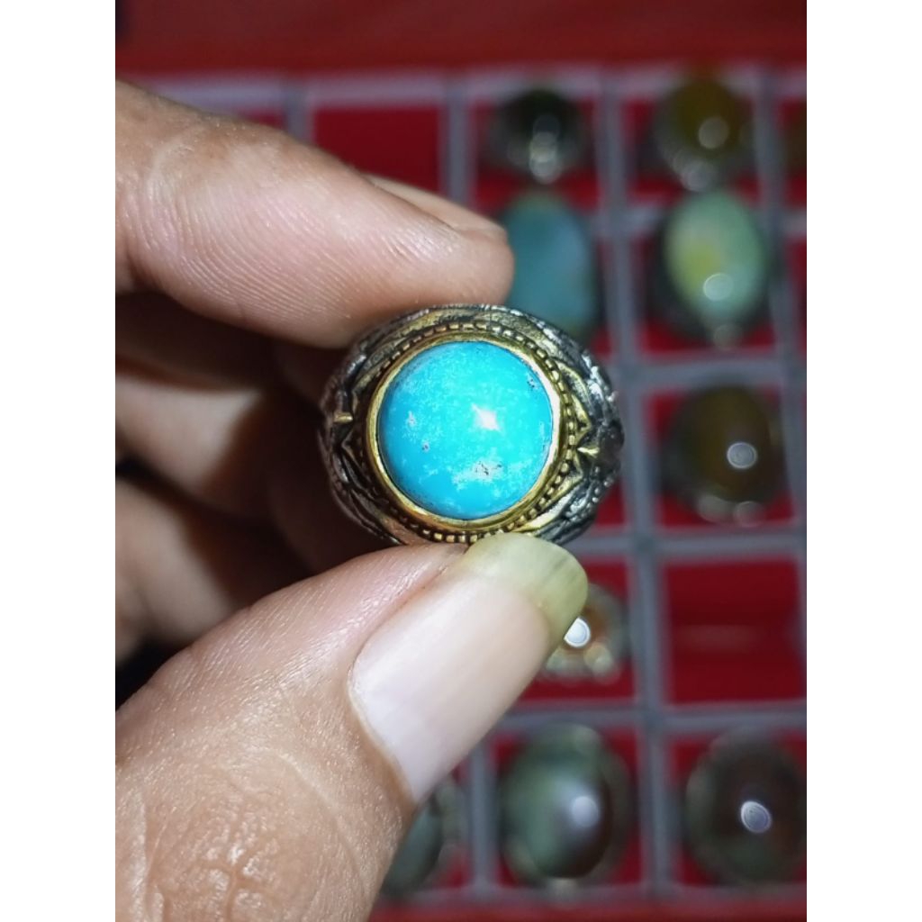 Natural Batu Pirus Mesir