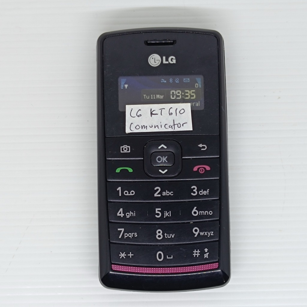 Marketpoint Dummy HP Handphone Pajangan Contoh Mainan LG KT610 Communicator