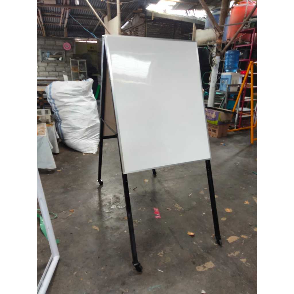 

PAPAN/WHITEBOARD STANDING CUSTOM 2 SISI