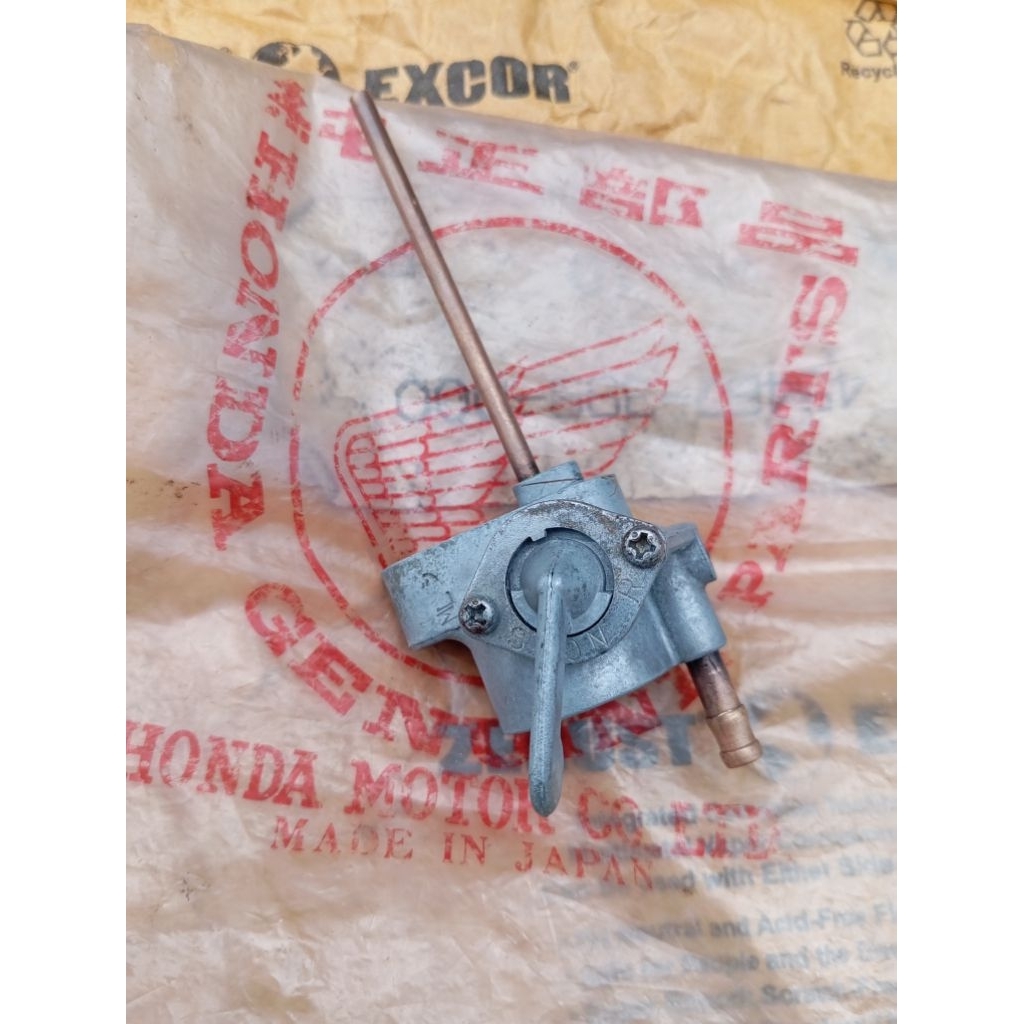 Rumah kran bensin honda s90 s110 benly cb100 cb125 original