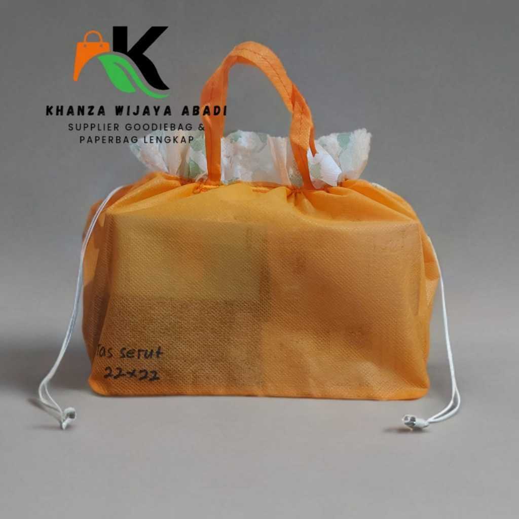 

Spunbond / Tas Serut 22x22 / Tas Besek Hajatan Tas Kotak Nasi Tasyakuran Tas Serut / Harga Lusinan