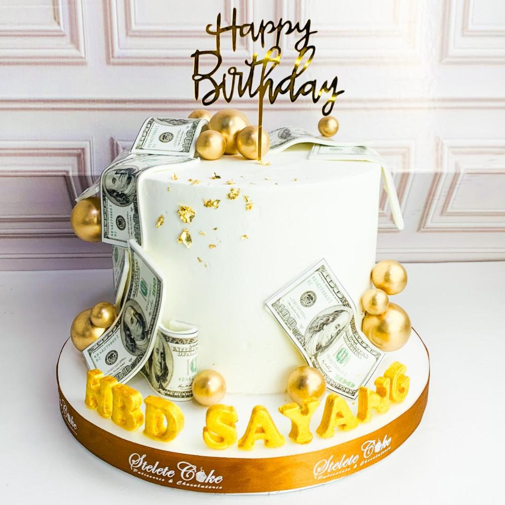 

Kue Ulang Tahun/Birthday Cake/Kue Ultah tema Dollar/Dollar Cake/Dollar/Money Cake Birthday