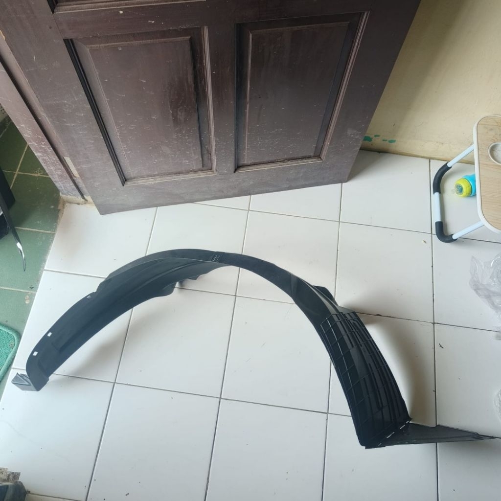 Inner liner fender spakbor depan kanan kia picanto cosmo foglamp kotak