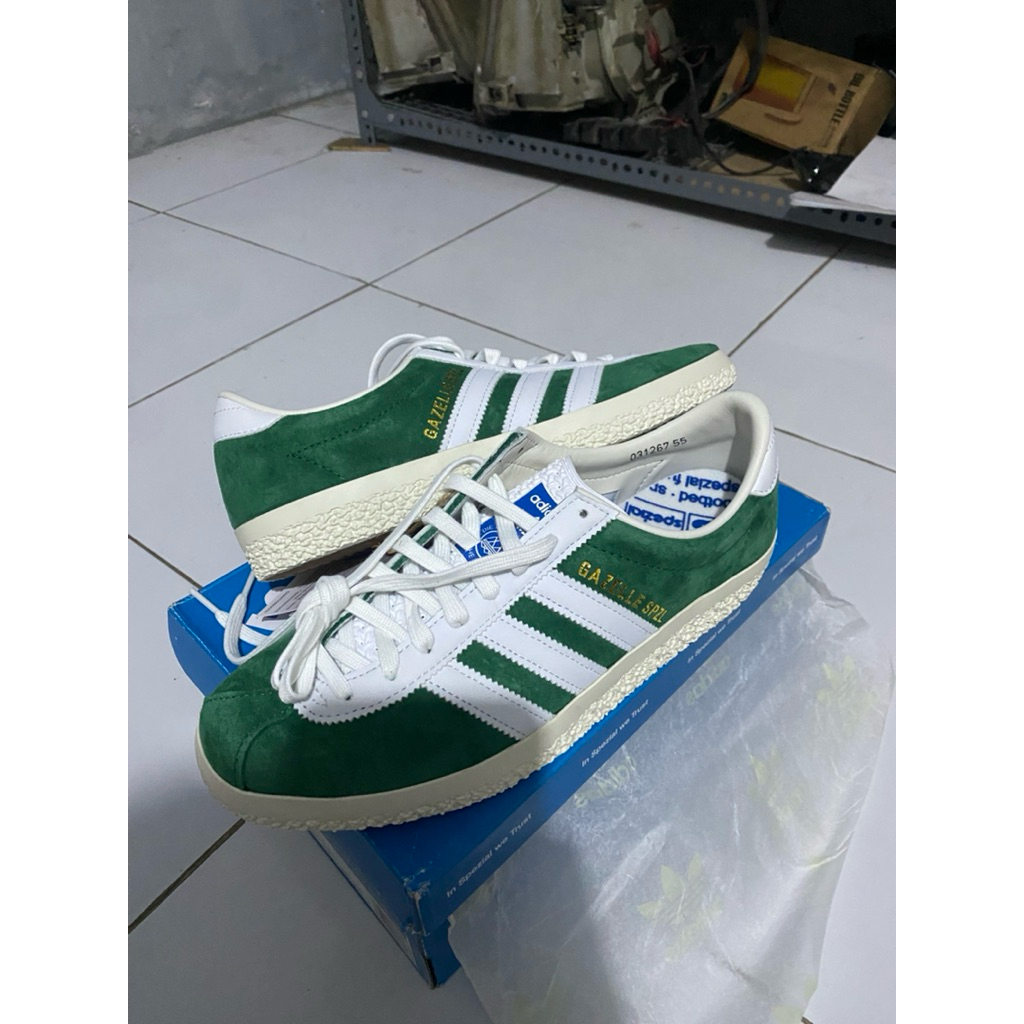 sepatu Adidas gazelle spzl original