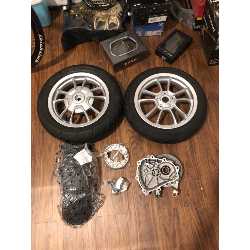 Velg vespa primavera ring 12