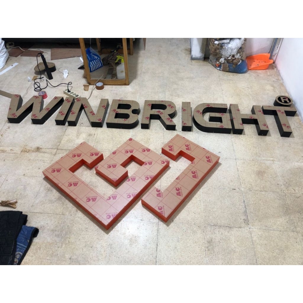 Huruf Timbul Akrilik Tanpa Lampu Led