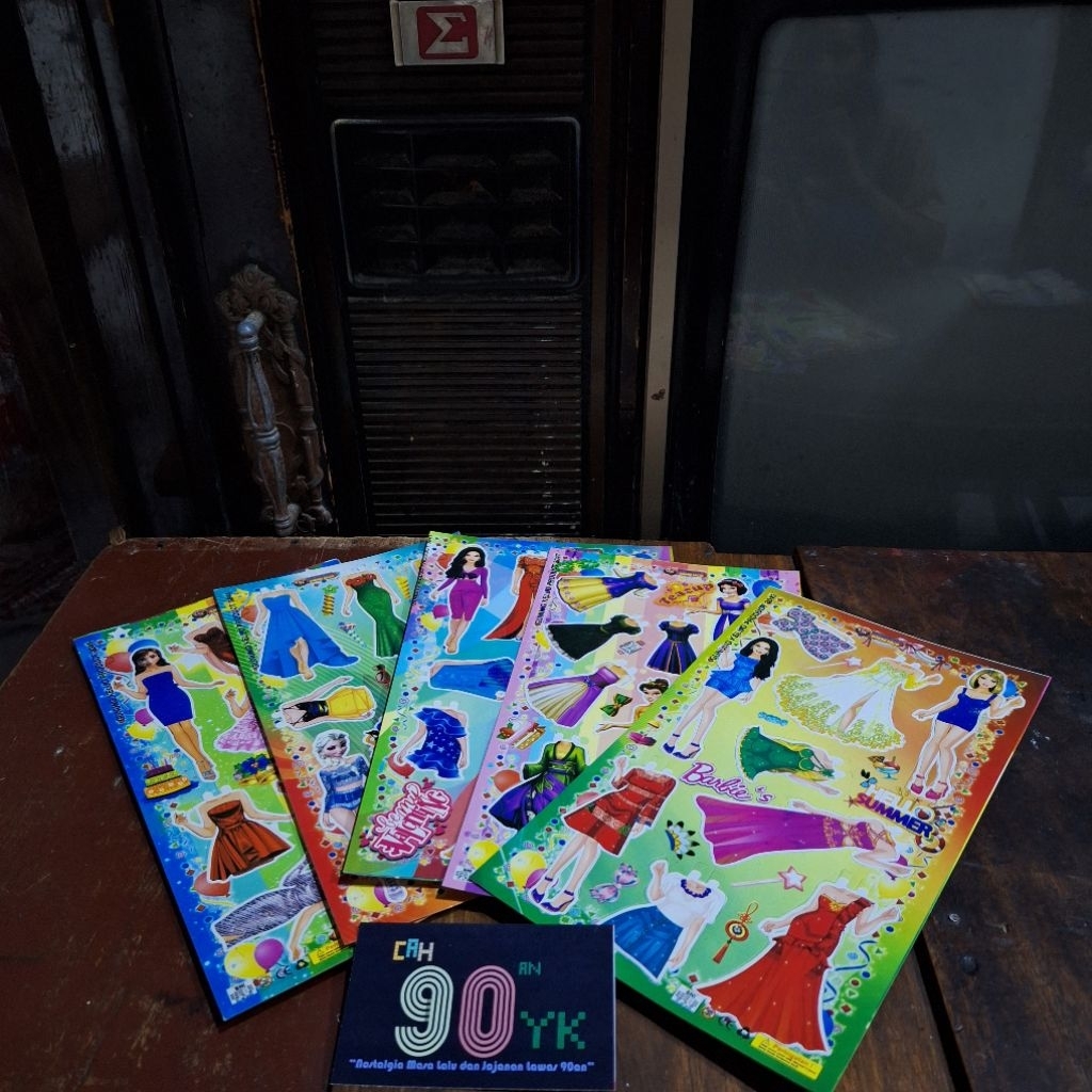 BK Boneka Kertas SEDANG GUNUNG KELUD Series 1lembar. Mainan BP Bepe Bepean Bongkar Pasang Papper Dol