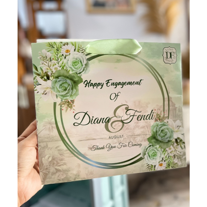 

Paperbag Glory Ivory (ivory mix glory) utk tumpeng mini, box nasi aqiqah, wedding, khitan, gathering, tedhak siten, dll