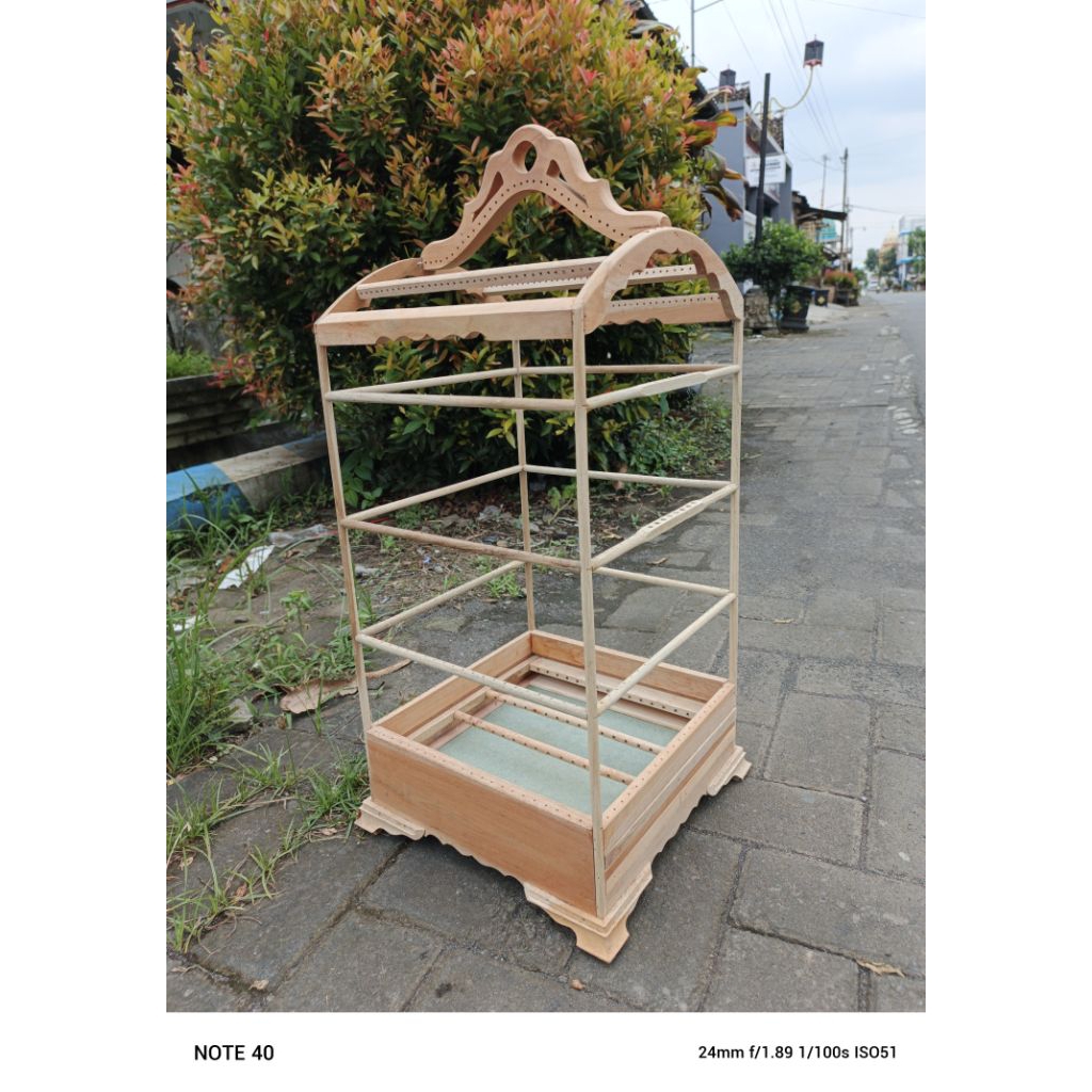 SANGKAR KOSAN(BURCIL) 29×29cm AMBRUKAN