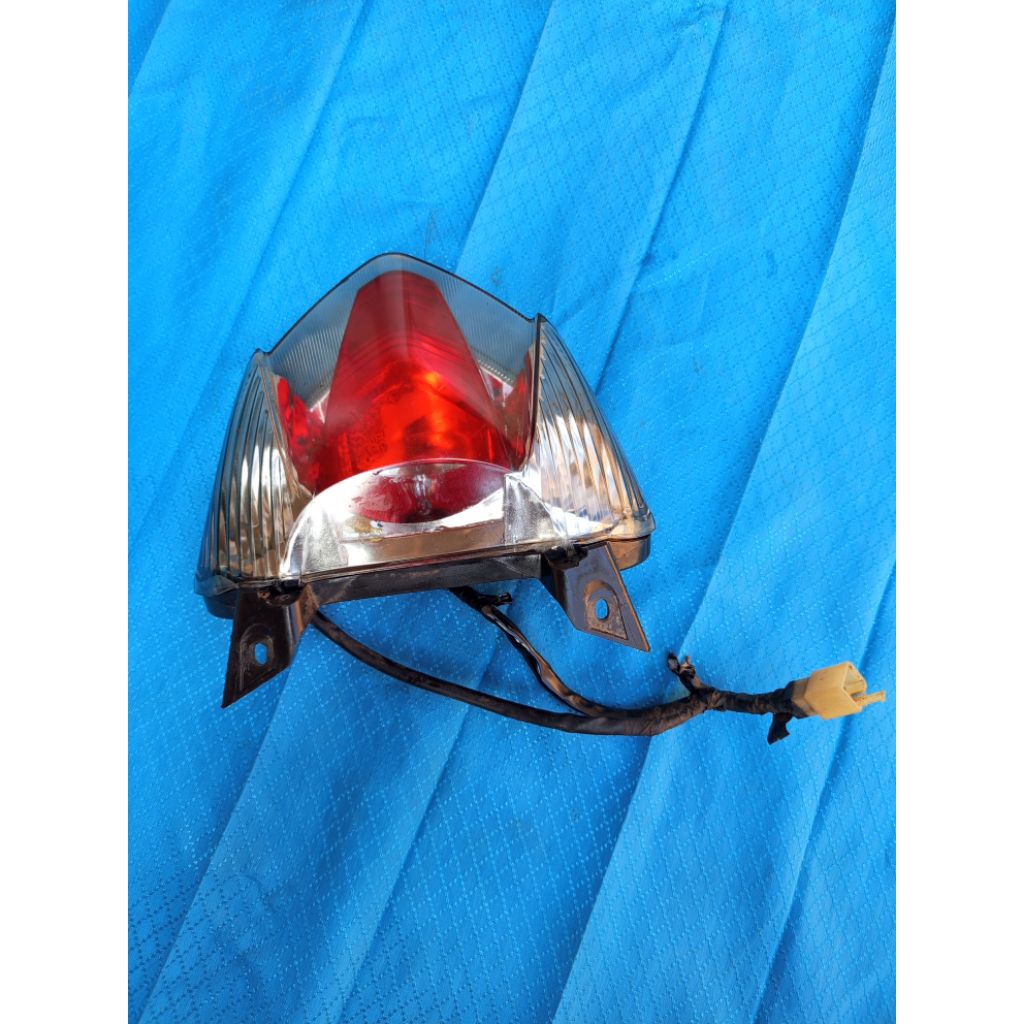 lampu belakang Mio GT Mio J Original / lampu belakang Mio J ORIGINAL