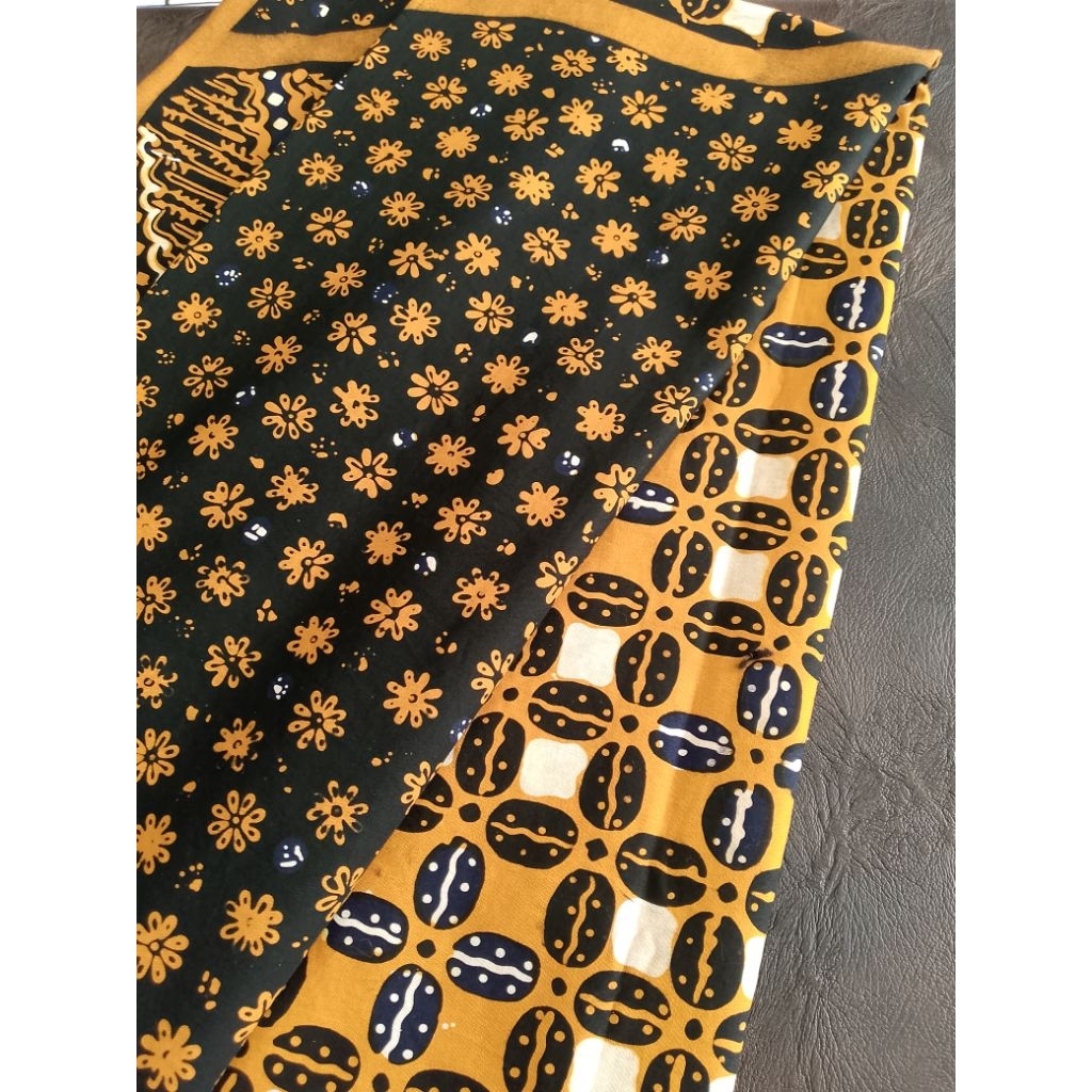 Kain batik cap premium by omahbatikjavaetam DISKON 20%
Mau koleksi batik modern dan terbaru banyak d