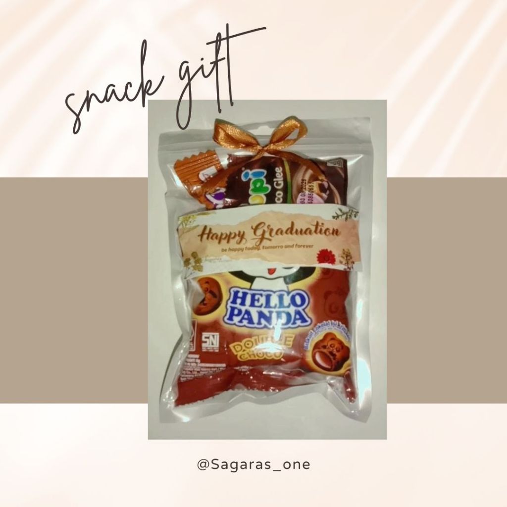 

snack gift-hadiah lucu-hadiah graduation-hadiah kecil-mini snack-hadiah kelulusan-hadiah ulang tahun