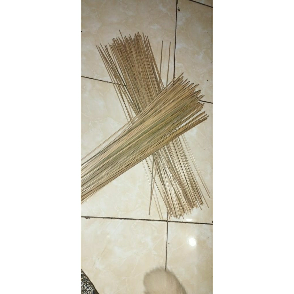 Biting Arku shukoi apus siap rakit layang - layang