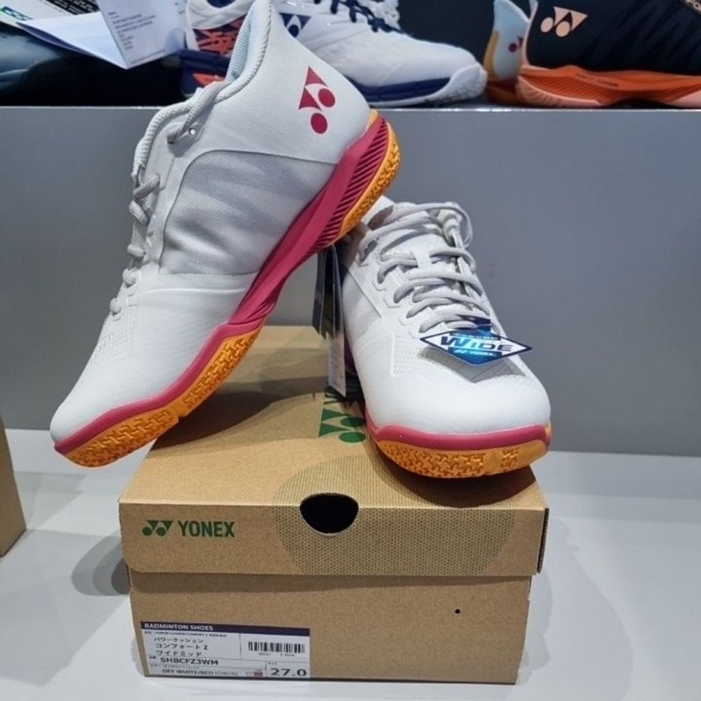 SEPATU YONEX POWER CUSHION COMFORT Z WIDE JP CODE WHITE ORANGE
