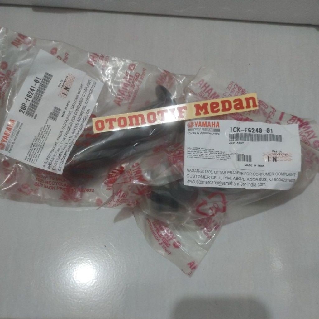 SARUNG STANG HAND GRIP HANFAT YAMAHA R15 R 15 MT15 MT 15 SET ORIGINAL YAMAHA