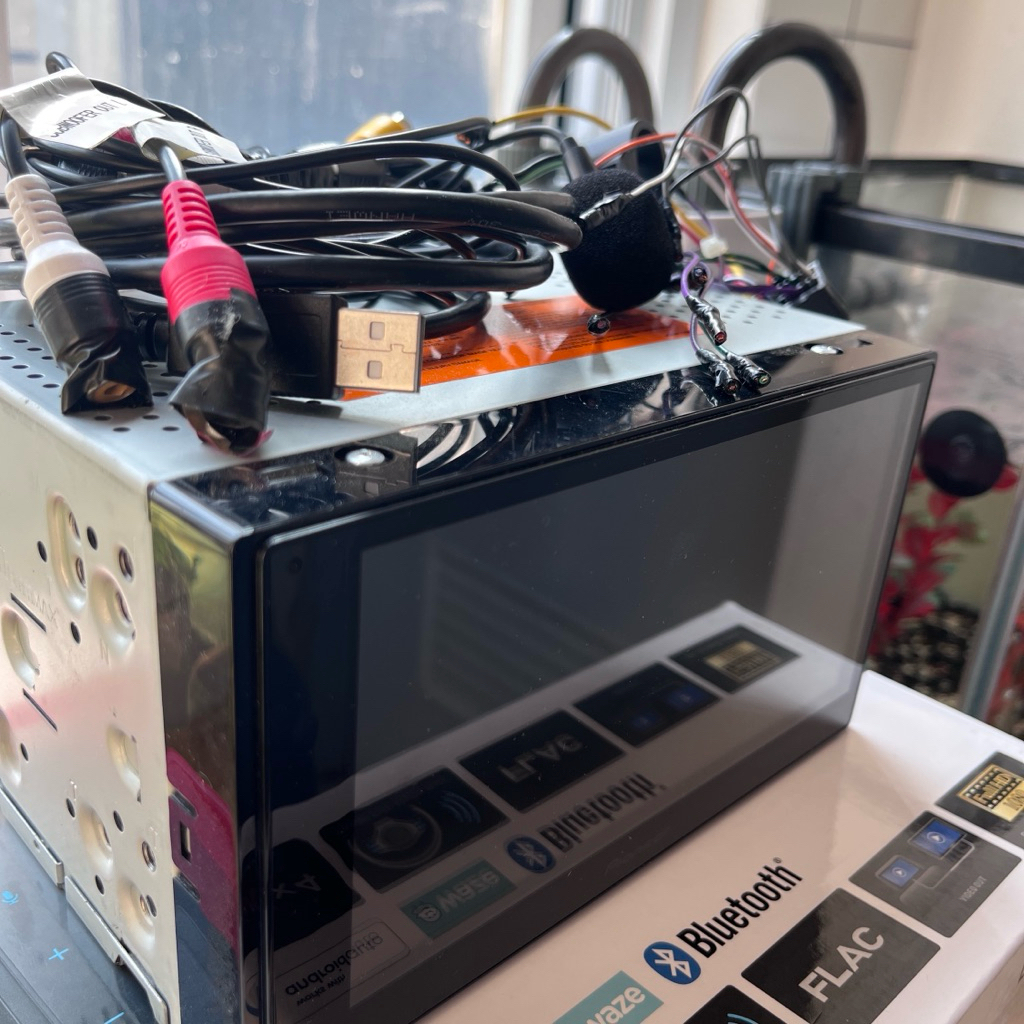 head unit pioneer 7inch DMH-A4450BT bekas like new