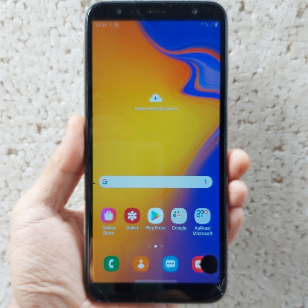 Handphone Hp Samsung Galaxy J4 Plus 2/32 Second Original