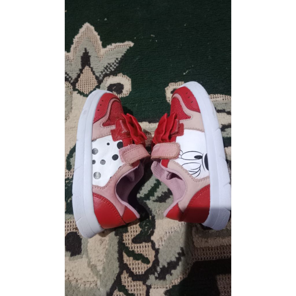 Preloved Sepatu Anak CLARKS