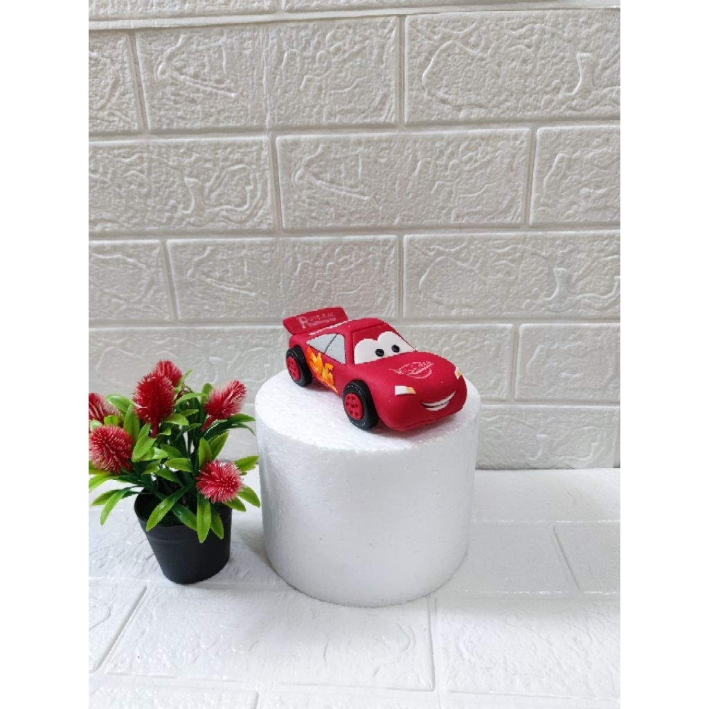 

Cars topper kue ulang tahun.