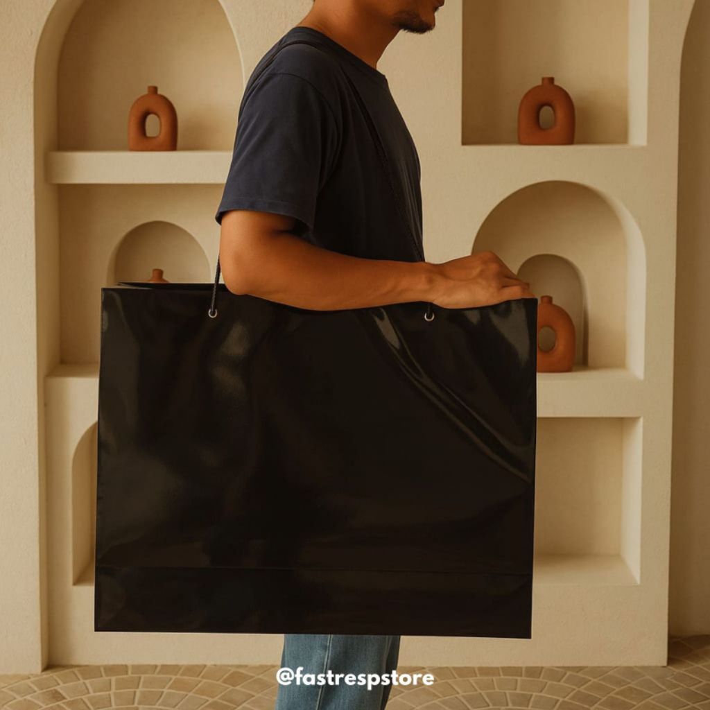 

Paper Bag Desain Hitam Ultra Jumbo 60x50x20 Tas Kado Bedcover Premium Souvenir Wedding Ultah