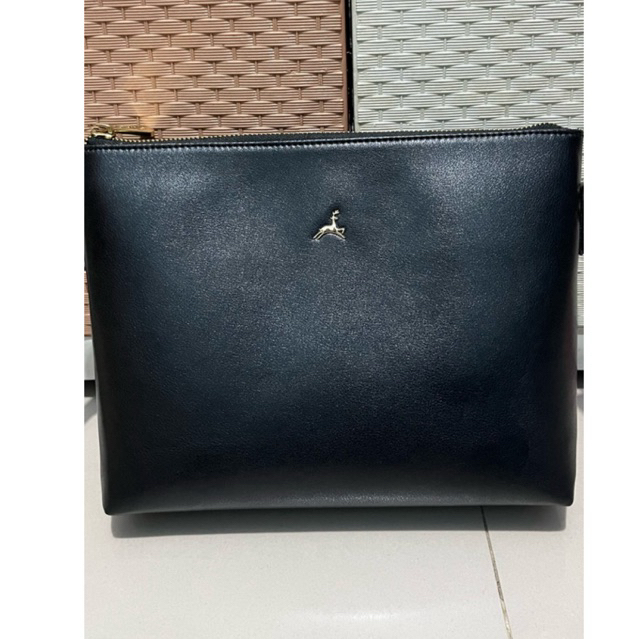 Tas selempang merk Povilo (preloved)