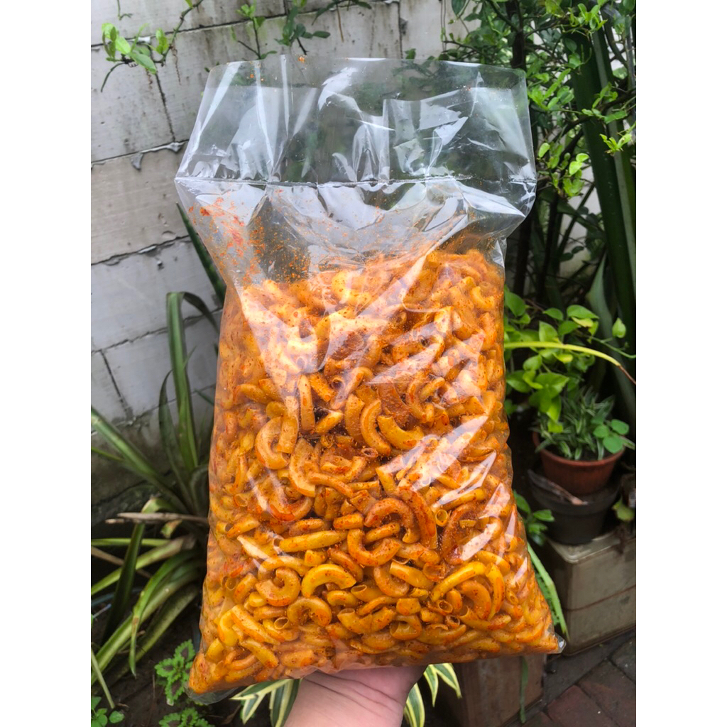 

1 kg makaroni cikruh cemilan pedas asin gurih daun jeruk