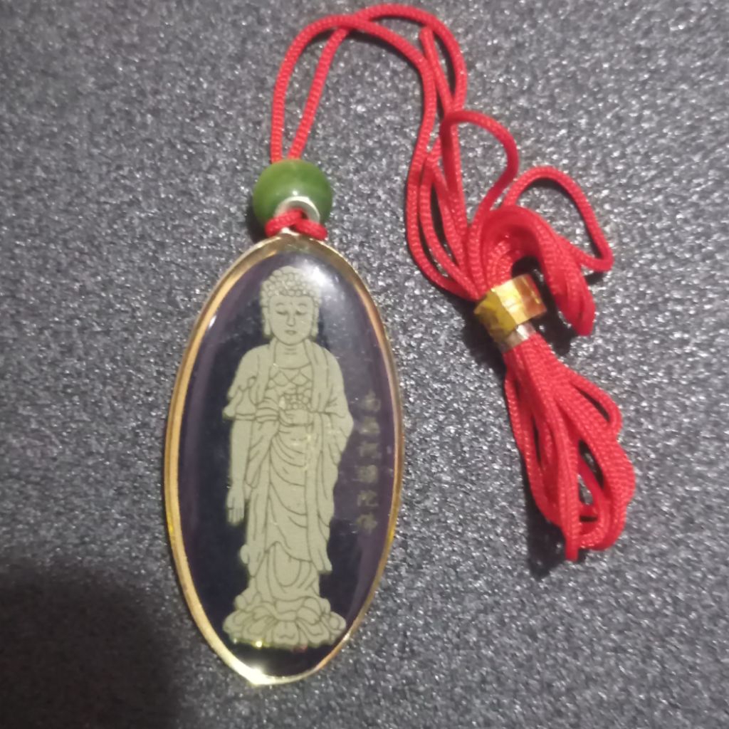 kalung Buddha