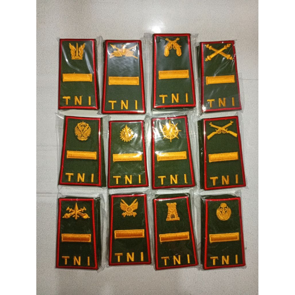 Pangkat Letnan Dua (Letda) Lis Merah Komandan PDH TNI AD Multi Corps Inf, Kav, Arm, Arh, Cpn, Czi, C