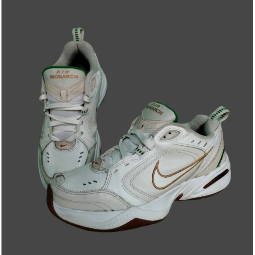 Nike Air Monarch