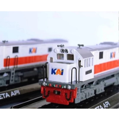 Miniatur / Replika / Mainan Kereta KAI Lokomotif CC201 /Loko motif Gerbong Kereta Api CC206