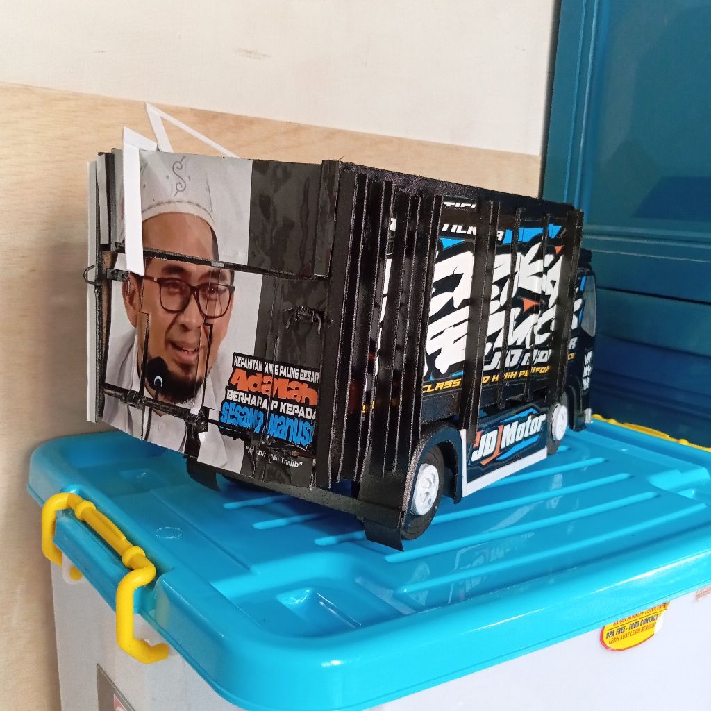miniatur truck skala 14 Pvc