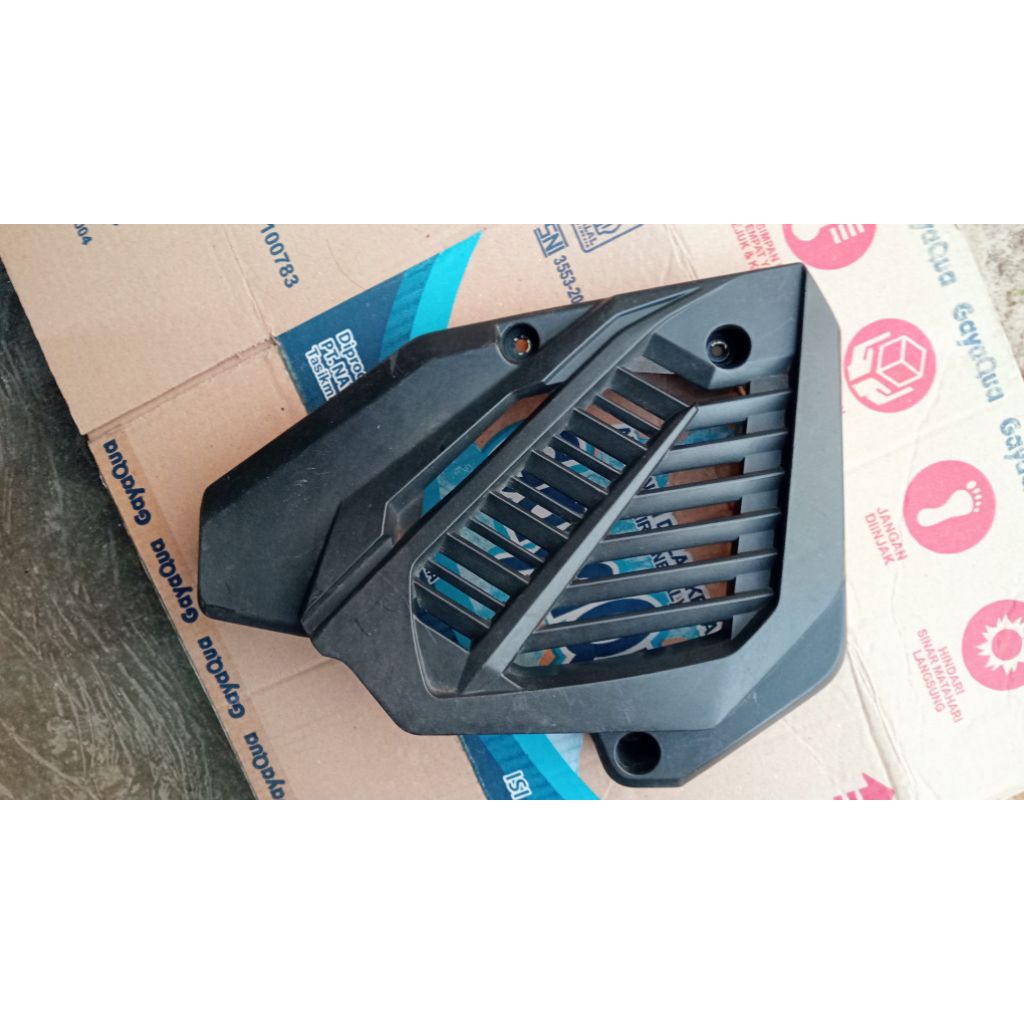 cover radiator Vario 125 150 LED THN 2015 2016 2017 bekas