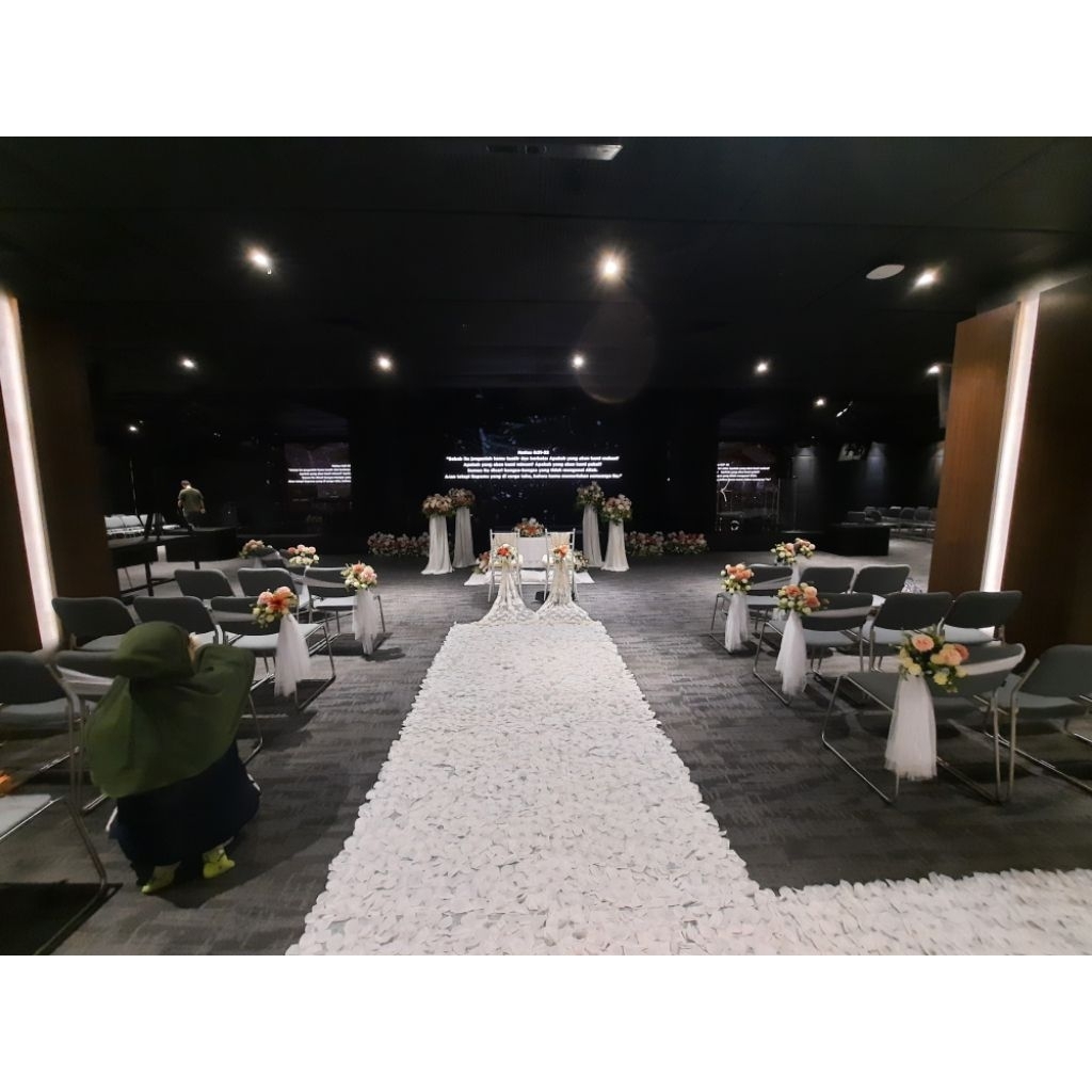 Dekorasi Pemberkatan Nikah di Gereja