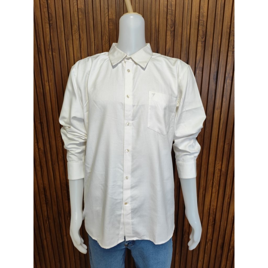 kemeja putih lengan panjang Jobb