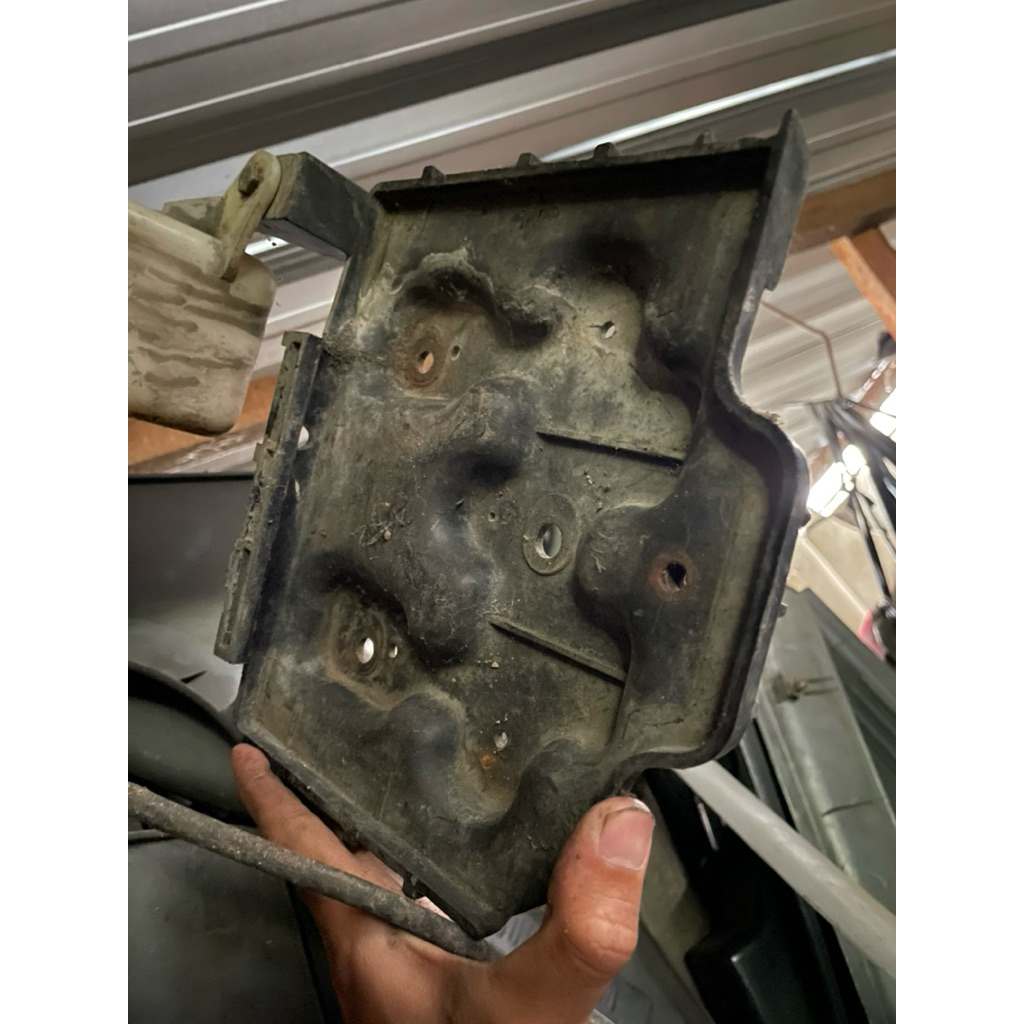 Tatakan Aki Hyundai Atoz Visto