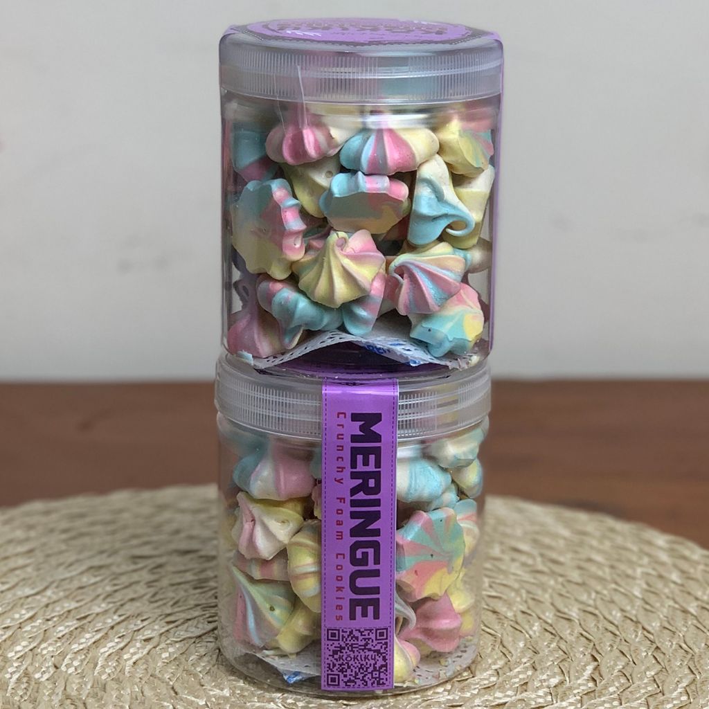 

Kukiku Meringue Cookies Rainbow Kue Kering Premium Busa Permen Manis Toples 600 ml 115 gram