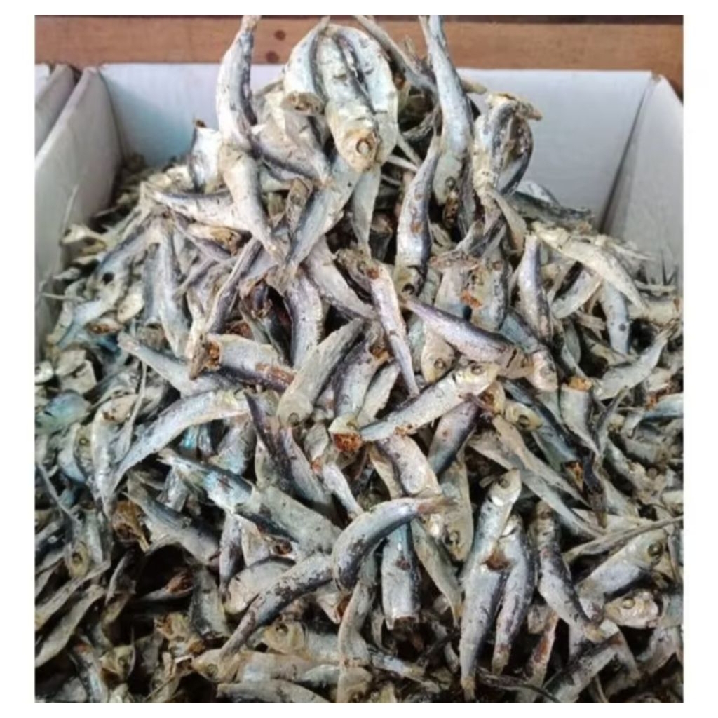 

Ikan Asin Kukus hitam/ kukus hitam ikan asin 100gram