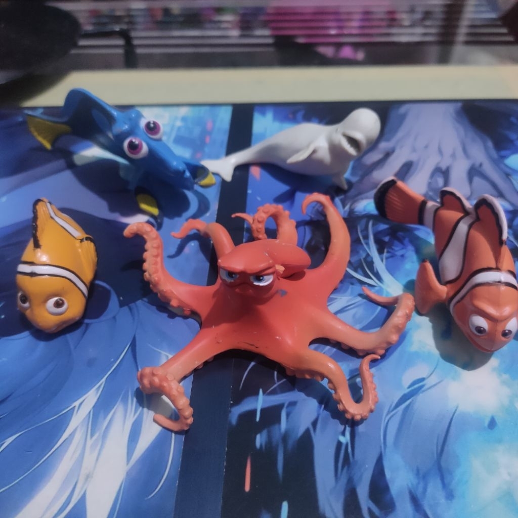 Take All figure Finding Dory