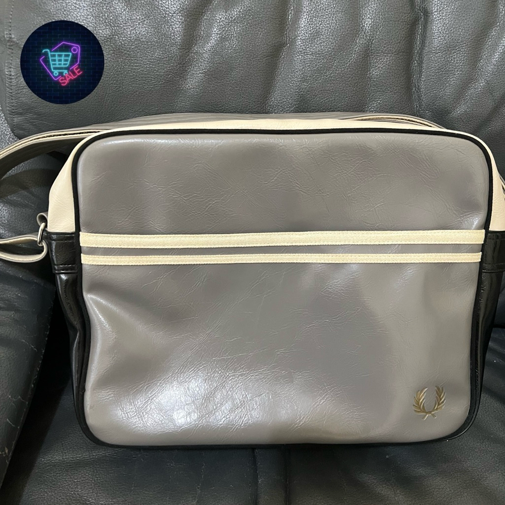 Tas pria Fred Perry Classic shoulder bag Like New