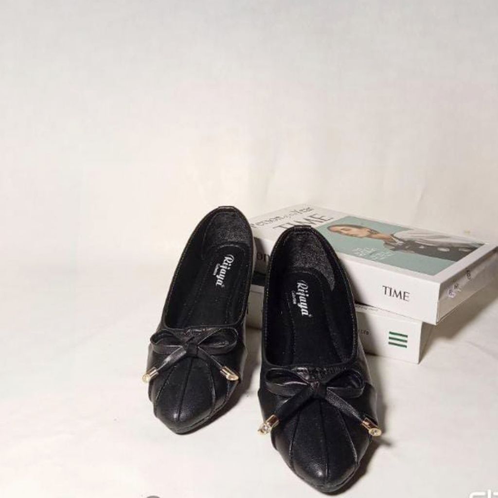Sepatu Flatshoes Hitam Kerja/Main
