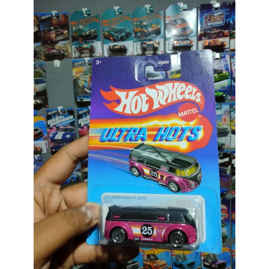 Hot wheels ULTRA HOTS