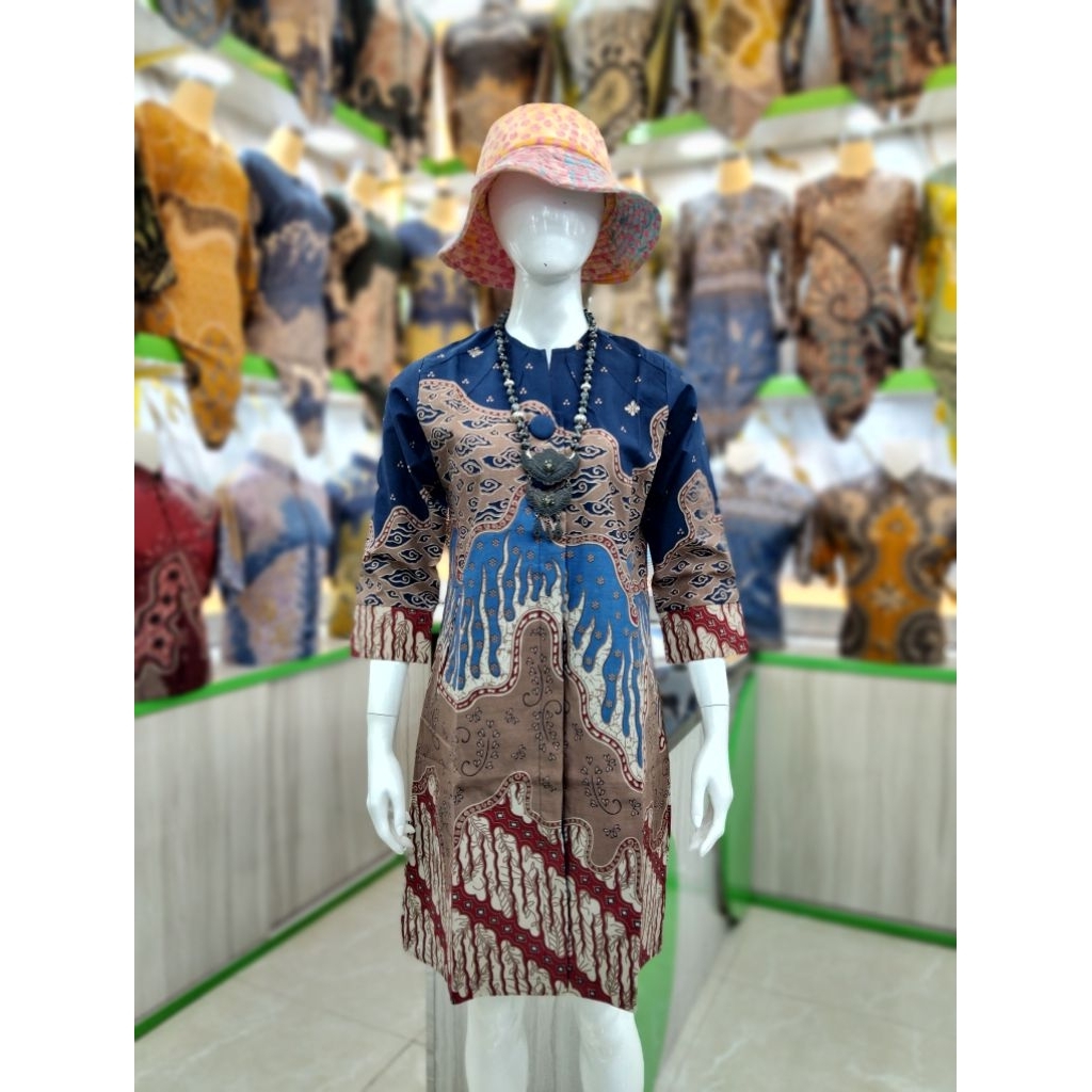 Batik Tunik MEGAMENDUNG BIRU model kancing depan full lapisan trikot By Qistina Batik