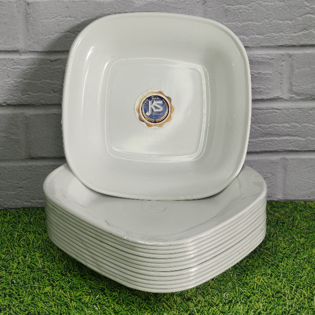 Tatakan Gelas Kotak Plastik 12 PCS [ 1 LUSIN] WARNA PUTIH