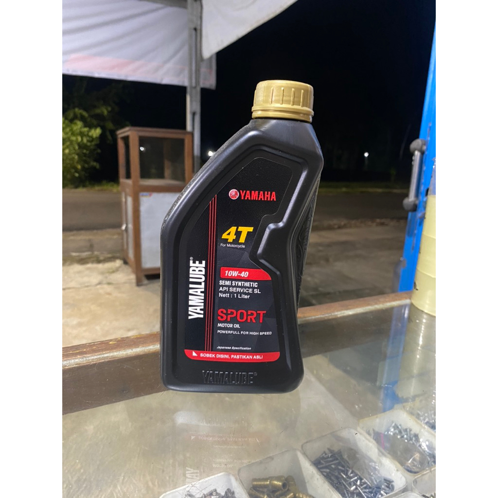 Oli yamalube sport 1liter 10w-40 cocok buat motor vixion