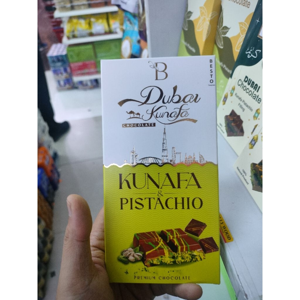 

Coklat Dubai Pistachio