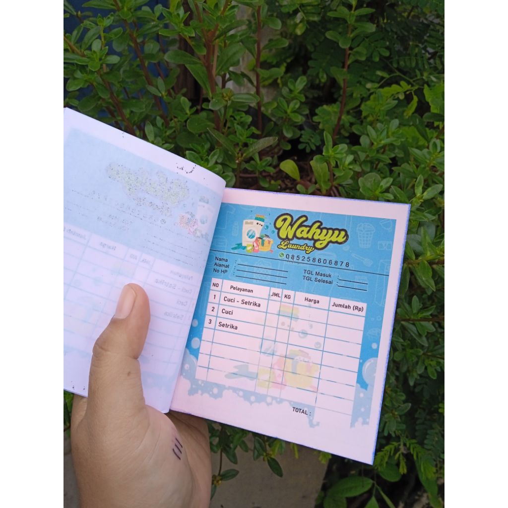 

NOTA CUSTOM 1/6 FOLIO